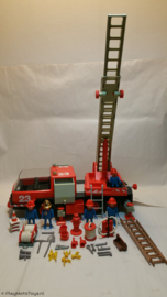 Playmobil 3525 - Hook & Ladder Truck #21, used