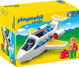 1.2.3. Playmobil 6780 - Vliegtuig