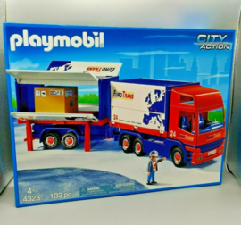 Playmobil 4323 - Truck and Trailer (v1 & v2)