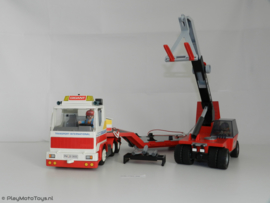 Playmobil 3935 Gigant Dieplader / Truck + 5256 Containerheftruck SET