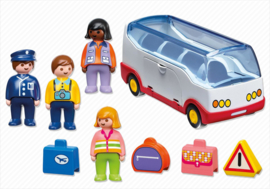 1.2.3. Playmobil 6773 - Autobus