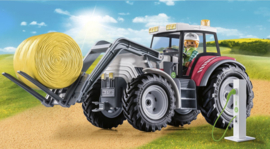 Playmobil 71305 - Grote e-tractor met laadpaal