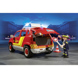 Playmobil 71375 - Brandweercommandant met dienstwagen met licht en sirene