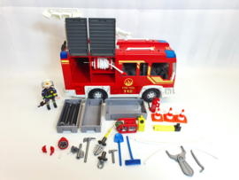 Playmobil 5363 - Brandweerwagen met licht en geluid, 2ehands met doos