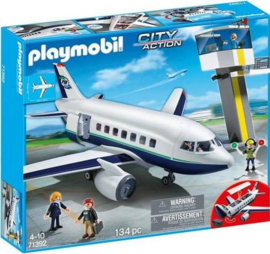 Playmobil 71392 - Passagiers en vrachtvliegtuig met Controletoren