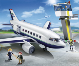 Playmobil 5261 - Passagiers en vrachtvliegtuig met Controletoren