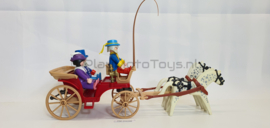 Playmobil 5600 - Paardenkoets met Victoriaanse dame, butler en koetsier. 2ehands.