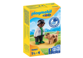 1.2.3. Playmobil 70407 - Dierenarts met hond