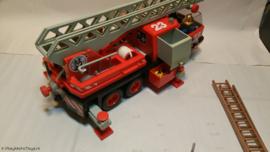 Playmobil 3525 - Hook & Ladder Truck #21, used