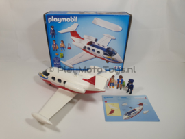 Playmobil 6081 - Passagiers vliegtuig, gebruikt & compleet.