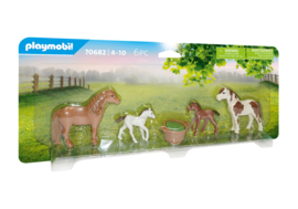 Playmobil 70682 - Pony`s met veulens