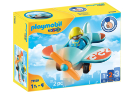 1.2.3. Playmobil 71159 - Vliegtuig