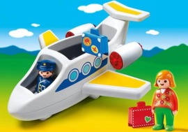 1.2.3. Playmobil 6780 - Vliegtuig
