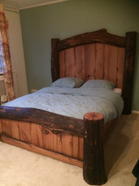 boomstam bed