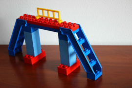 Lego Duplo trein oversteekplaats