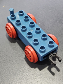 Lego Duplo trein onderstel 2x6, blauw met  beweegbare haak b-keuze