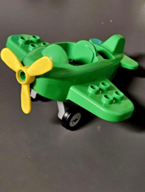 Lego Duplo groen vliegtuig met onderstel