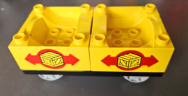 Lego Duplo trein wagon met gele containers krat logo