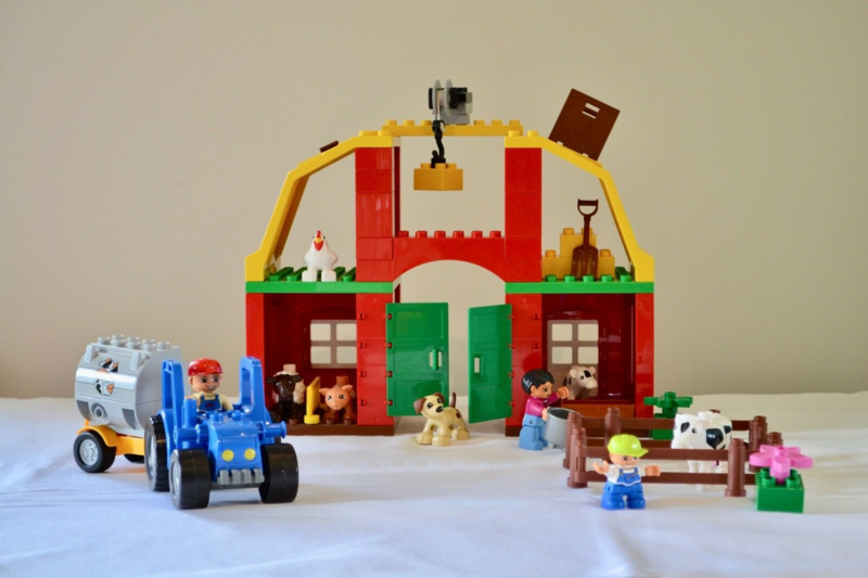 Lego Duplo Grande Maison Ferme 5649 avec Tracteur Animaux et Figurines