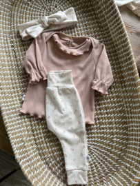 Shirt envelophals met roezel fijne rib nude-roze