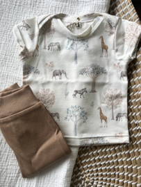 T-shirt safari