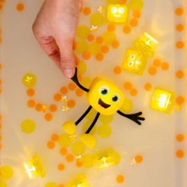 Glo Pals - Light Up Cubes - Character - Alex