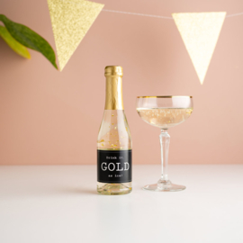 Prosecco - Drink it gold as ice