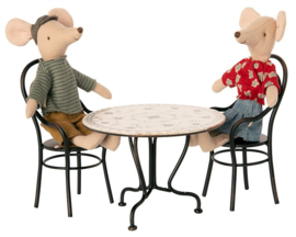 Maileg - Eettafel met 2 stoelen