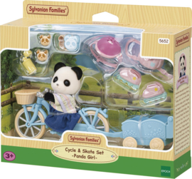 Sylvanian Families - Panda meisje met fiets en skates