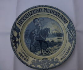 Herdenkings bord  Herrijzend Nederland