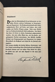 Singend wollen wir marchieren