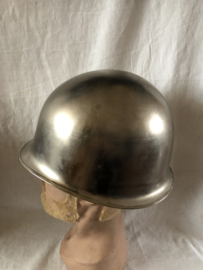 Verchroomde Nato helm