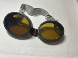 British dust goggle in metal can ww2