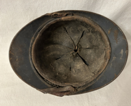 Casque Francais Adrian 1915 du Service de Santé