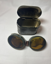 British dust goggle in metal can ww2