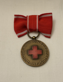Dames medaille Nederlandsche Roode Kruis