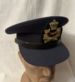 KLU pet onder Officier