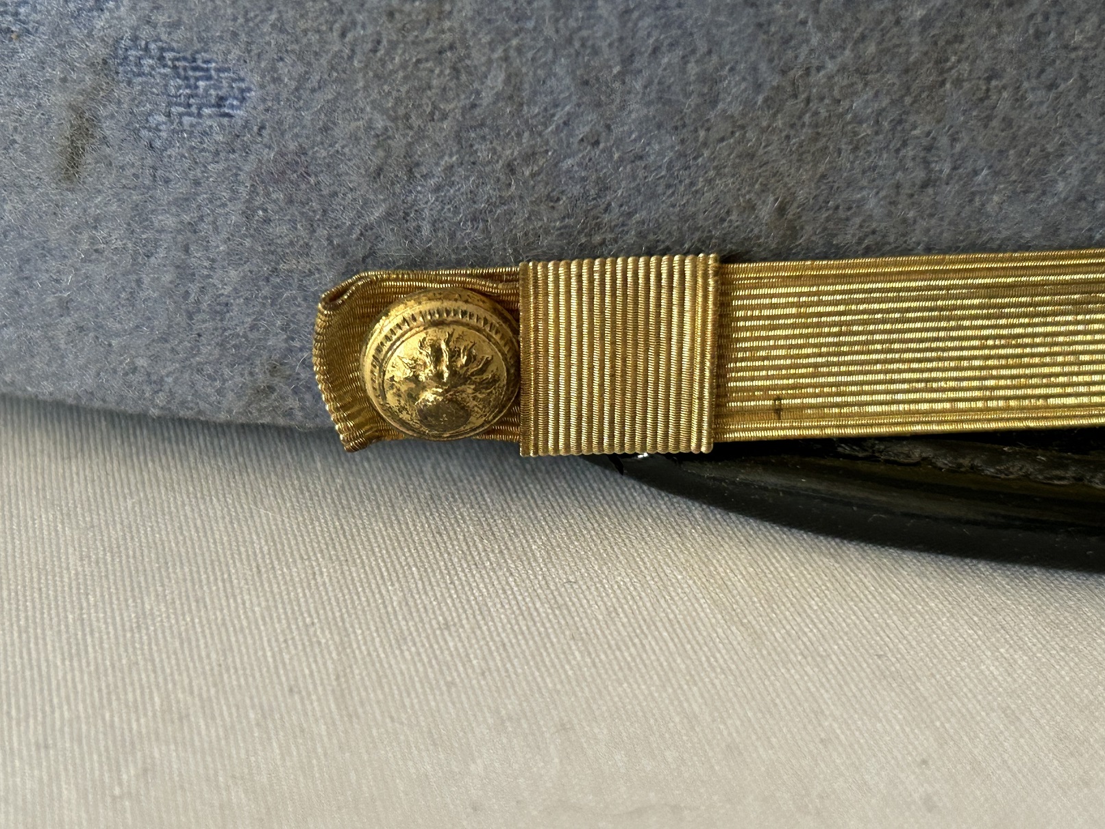 Kepi Hussard