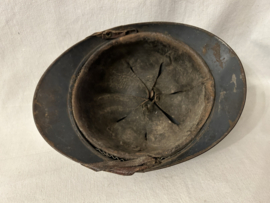 Casque Francais Adrian 1915 du Service de Santé