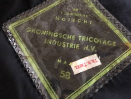 Buiten model baret