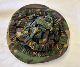 KL Woodland camouflage helmovertrek