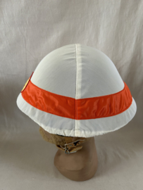 DDR Vopo helm met helmovertrek