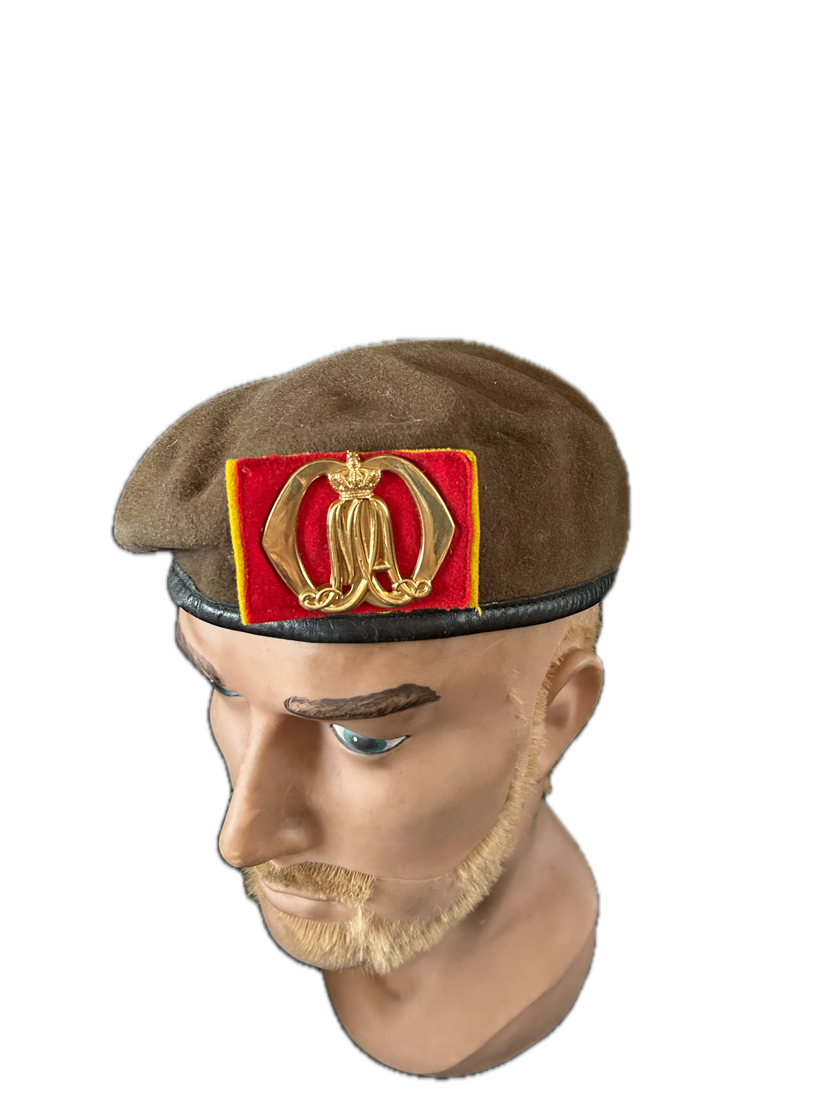 KMA  baret  maat 58