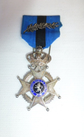 Orde van Leopold II met 1 palm
