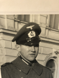 Foto Wehrmacht Onder Officier met wintermantel ww2