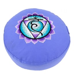 Meditatiekussen met geborduurd symbool Chakra 5