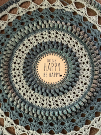 *MANDALA/DROMENVANGER MET TEKST 'THINK HAPPY BE HAPPY' 80 CM- KANT & KLAAR!