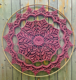 MANDALA-DROMENVANGER-GEHAAKT-100 CM - HANDMADE-KANT EN KLAAR!