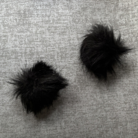 IMITATIE BONT POMPONS ( 2 STUKS) MEERDERE KLEUREN