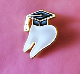 Graduation tooth pin